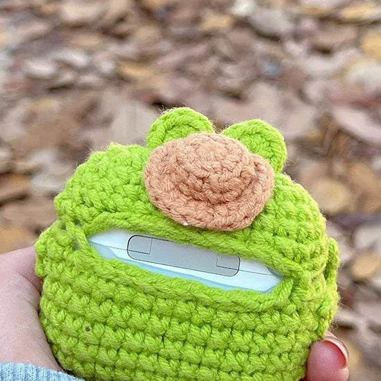 LOVELY GREEN FROG AirPods Knitted Case for Gen 1, 2, 3, Pro, Pro 2 - Adorable Plush Doll Earphone Cover
