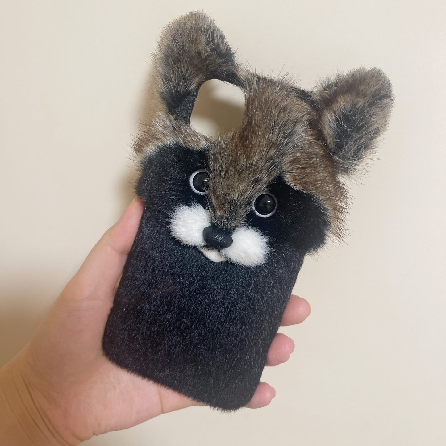 Handmade Lovely Raccoon Fur Phone Case,For iPhone15 14 Plus 13 ProMax 12Mini,Personalized Gifts,Procyon lotor,Christmas gift,Pet Phone case